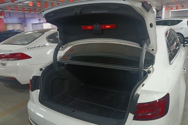 Used Audi A4L 2018 30th Anniversary Edition 40 TFSI Trendy Model Trunk