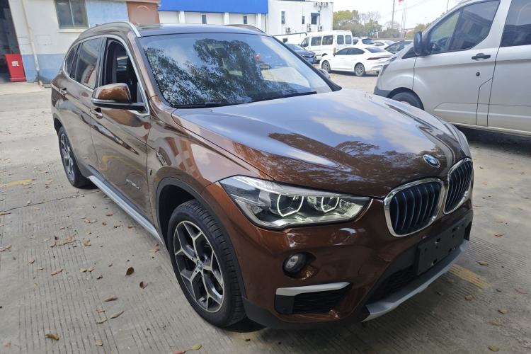 Used BMW X1 New Energy 2018 xDrive25Le Luxury Model Front Right 45 Deg
