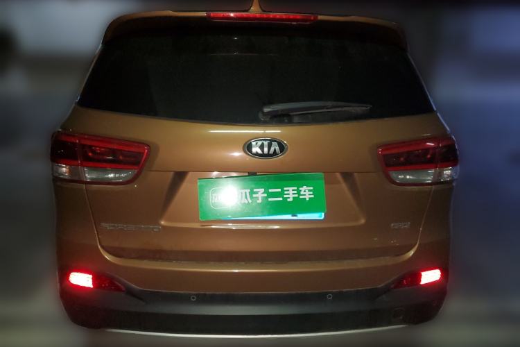 Used Kia Sorento 2015 Sorento L 2.2T Diesel 4WD Elite Edition 5 Seats China IV Standard