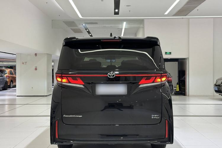 Used Toyota Vellfire 2024 Crown Dual-Engine 2.5L Supreme Executive Edition
