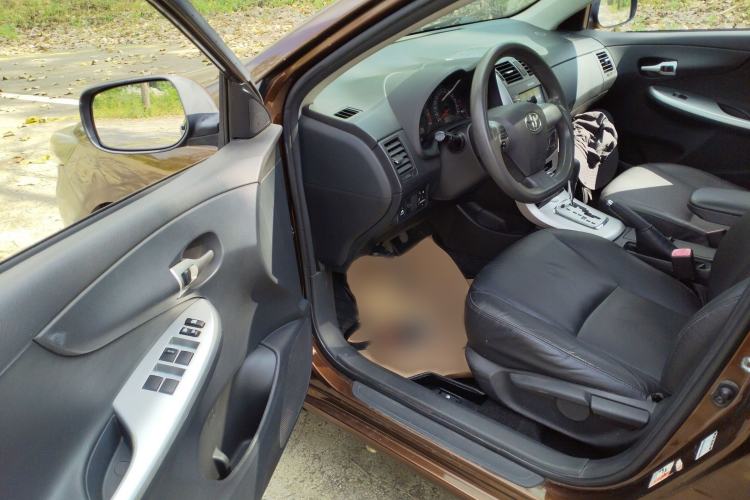 Used Toyota Corolla 2013 Special Edition 1.6L Automatic GL Cool Model
