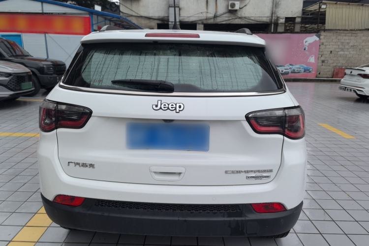 Used Jeep Compass 2017 200T Automatic Family Edition
