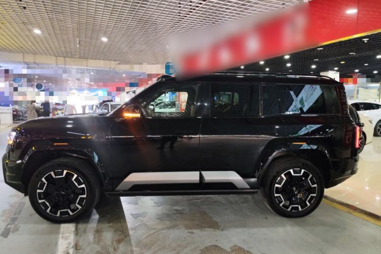 Used Formula Leopard Leopard 8 2025 Smart & Brave Flagship Edition 7 Seats