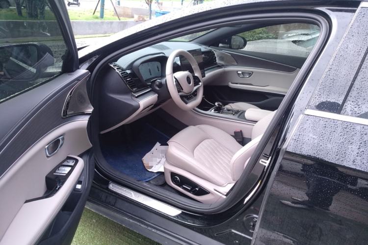 Used BYD Han 2025 DM-i Intelligent Driving Edition 125KM LiDAR Flagship Model
