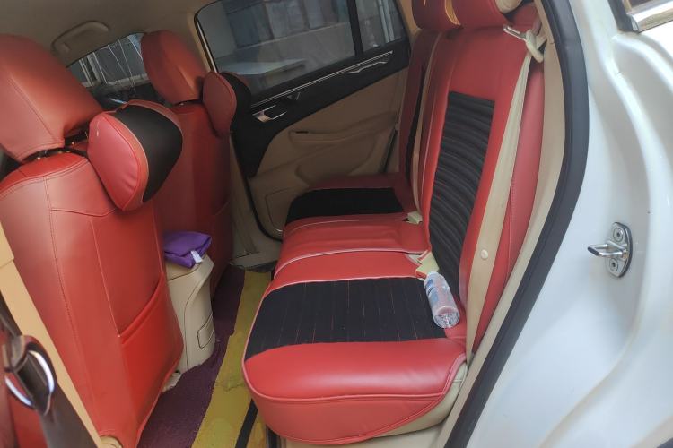 Used Zotye Domy X5 2017 Upgraded Model 1.5T Manual Luxury Version
