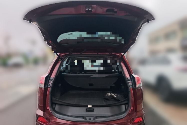 Used Toyota RAV4 2016 2.0L CVT 4x4 New Edition China V Standard Trunk