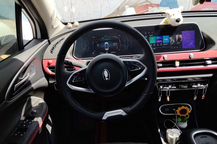 Used ORA Good Cat GT 2023 Mulan Edition 401km Luxury Version Steering Wheel