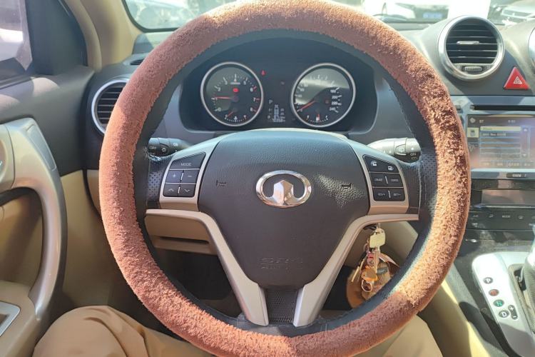 Used Haval H6 2013 Upgraded Model 2.4L Automatic Two-Wheel Drive Elite Version Steering Wheel
