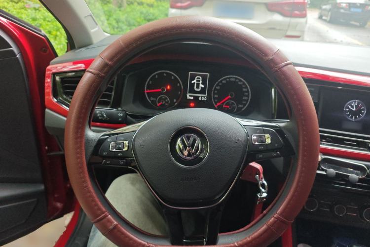 Used Volkswagen Polo 2019 Plus 1.5L Automatic Colorful Technology Edition Steering Wheel