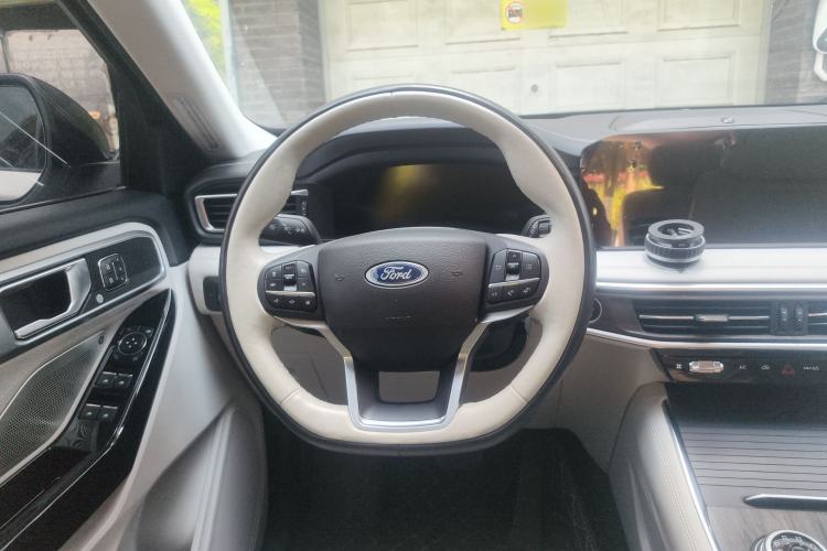 Used Ford Explorer 2023 EcoBoost 285 Four-Wheel Drive Red Gold Edition 6 Seats
