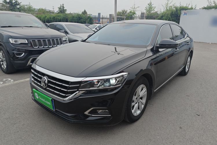 Used Volkswagen Passat 2019 280TSI Business Edition China VI