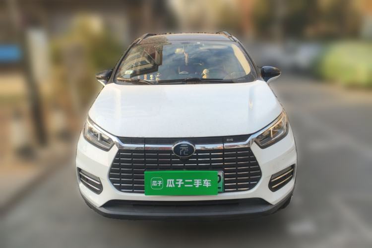 Used BYD Yuan New Energy 2018 EV360 Smart Connected Cool Model Front
