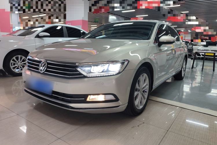 Used Volkswagen Magotan 2019 330TSI DSG Luxury Version China VI Standard