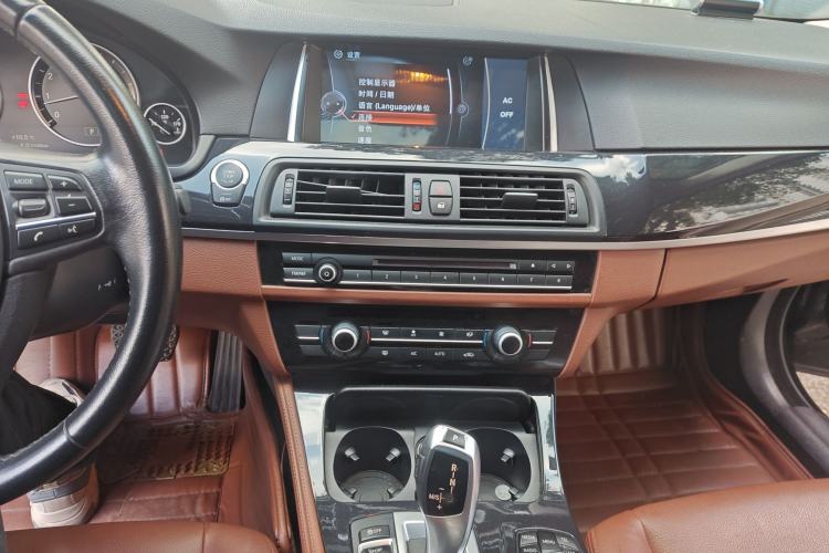 Used BMW 5 Series 2014 520i Elegant Edition