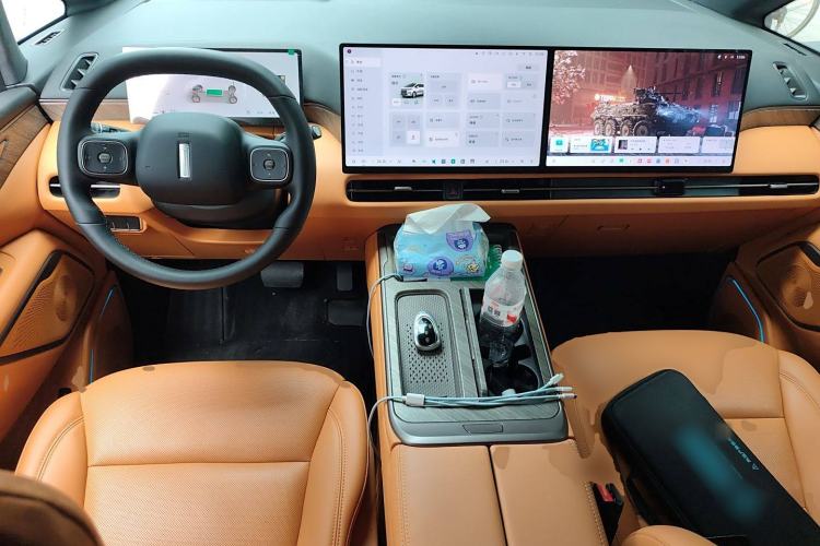 Used Wey Gaoshan 2025 Four-Wheel Drive Alpine 8
