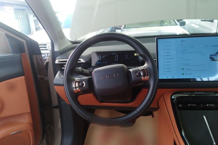 Used AION V 2024 Aion Tyrannosaurus 650 Smart Luxury Edition