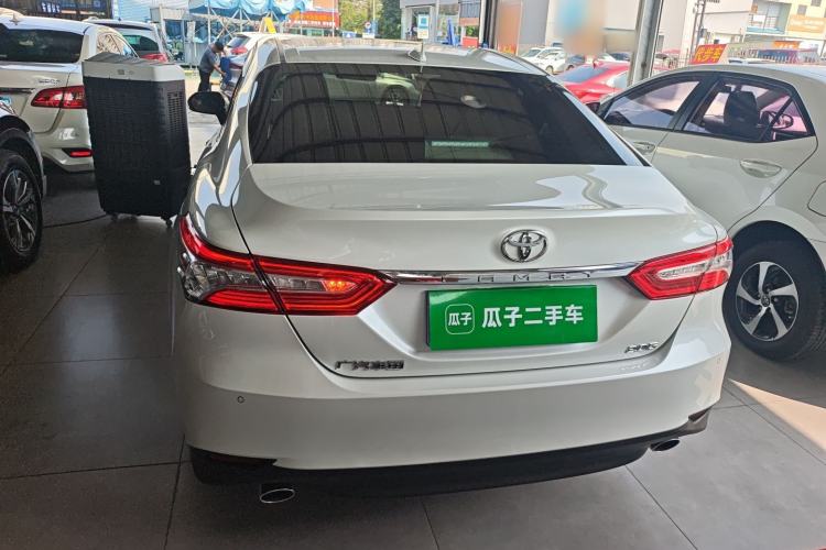 Used Toyota Camry 2021 2.0G Luxury Edition

