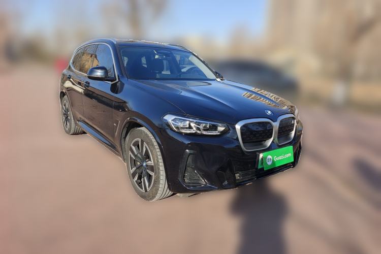 Used BMW iX3 2023 Leading Model