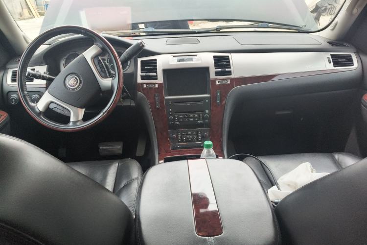 Used Cadillac Escalade 2009 6.0 Hybrid
