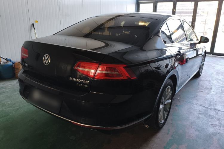 Used Volkswagen Magotan 2018 330TSI DSG Advanced Model
