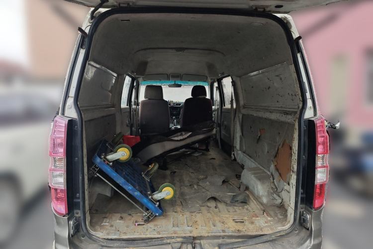 Used Jinbei New Hiace X30L 2016 1.5L Business Edition Van DLCG14 Trunk