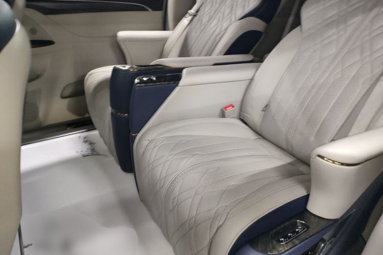 Used Buick GL8 2020 ES Land Cruiser 653T Comfort Edition