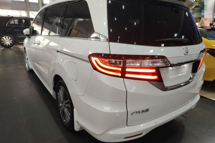 Used Honda Odyssey 2018 2.4L Supreme Edition