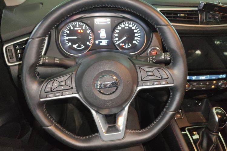 Used Nissan Qashqai 2022 2.0L CVT XV Premier Luxury Edition Steering Wheel