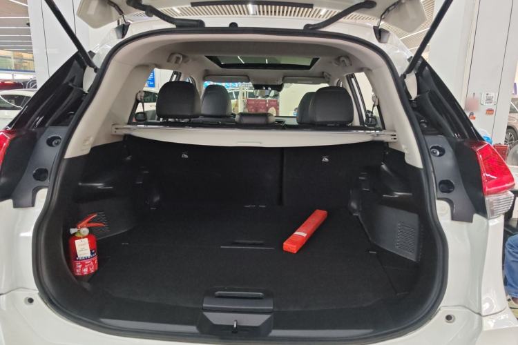 Used Nissan X-Trail 2021 2.0L CVT 2WD XL ITS Comfort Commemorative Edition Trunk