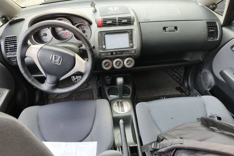 Used Honda Fit 2004 1.5L CVT