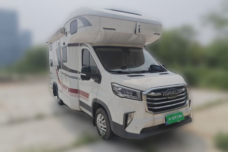 Used SAIC MAXUS V90 RV 2021 2.0T Lifestyle V90 Self-Propelled Class C RV Deluxe Version with Large Front Overhead Bed
