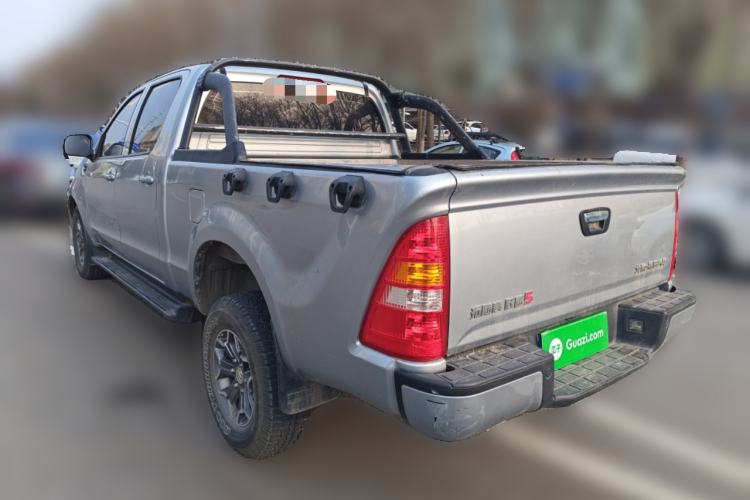 Used Foton Tunland 2020 2.0T Tigon 5 Diesel Two-Wheel-Drive Luxury Version Long Wheelbase Flatbed – 4F20TC