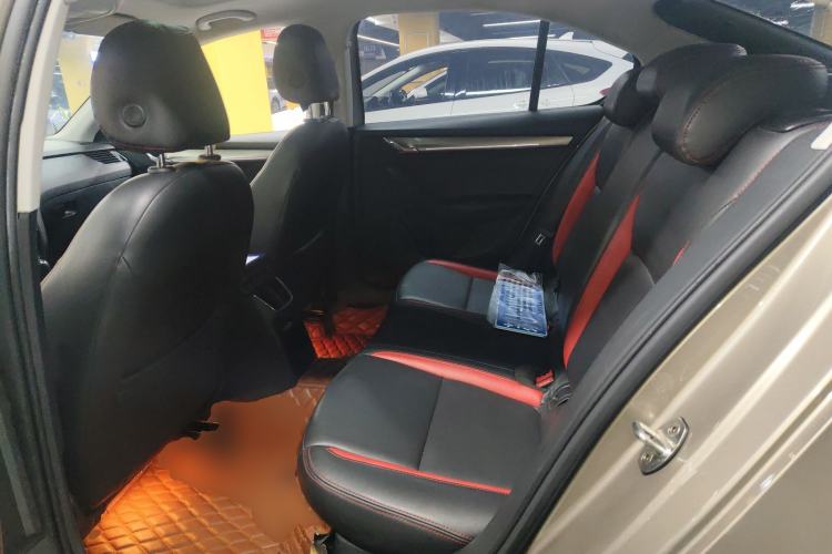 Used Skoda Octavia 2019 TSI230 DSG SmartDrive Luxury Edition China VI