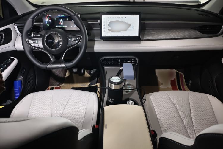 Used BYD Seal 05 DM-i 2025 DM-i Smart Drive 55KM Luxury Model Center Console