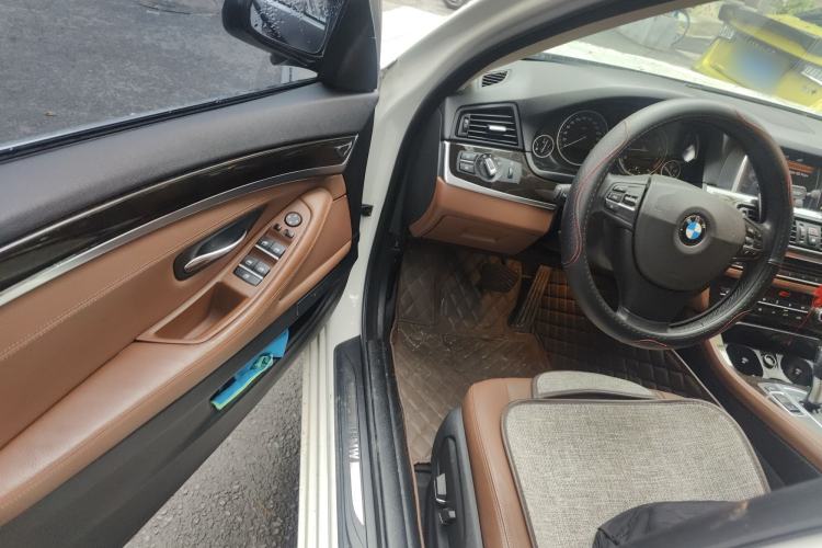 Used BMW 5 Series 2014 525Li Leading Model