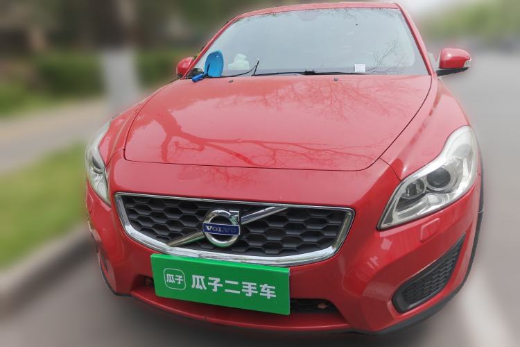 Used Volvo C30 2012 2.0L Aktiv Dynamic Package Edition Front