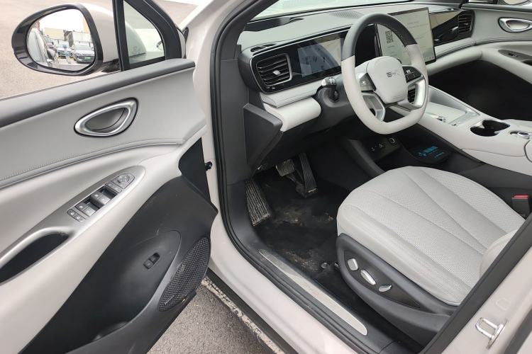 Used BYD Sealion 06 New Energy 2025 Model DM-i 170 Navigation Plus Edition
