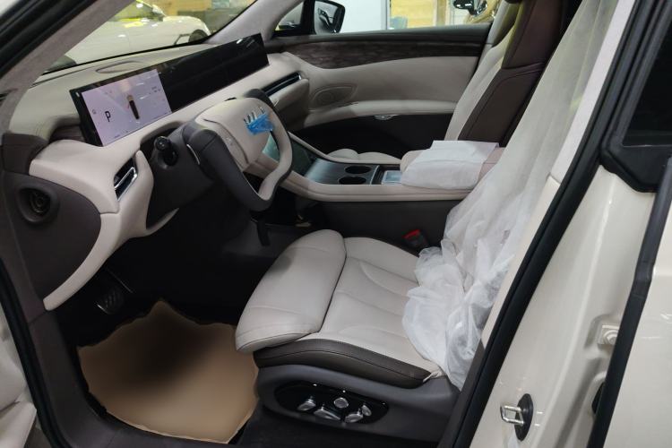 Used IM LS7 2024 90 kWh Max Elite Rear-Drive Version
