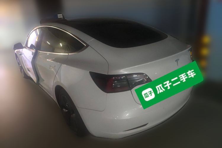 Used Tesla Model 3 2019 Long-Range All-Wheel-Drive Version
