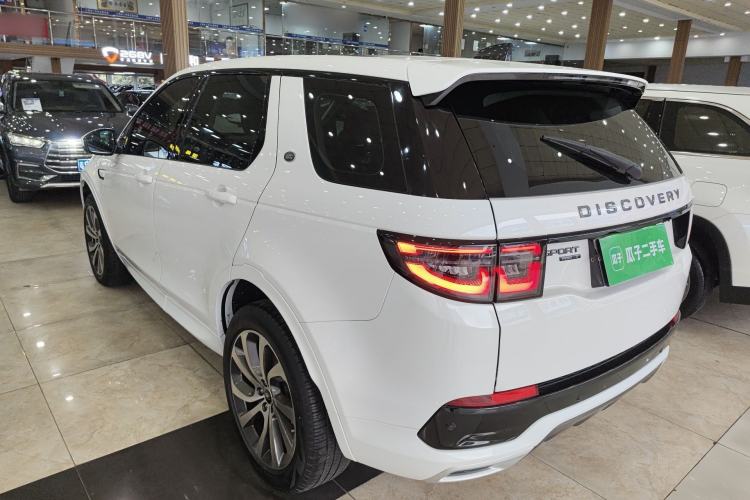 Used Land Rover Discovery Sport 2020 249 PS R-Dynamic Performance Edition Rear Left 45 Deg