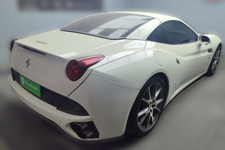 Used Ferrari California T 2012 4.3L Standard Edition Exterior 5