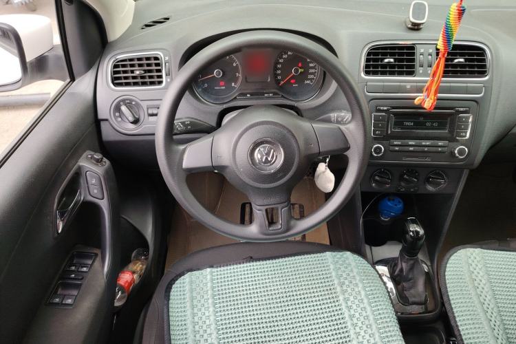 Used Volkswagen Polo 2011 1.4L Automatic ZhiShang Version Steering Wheel