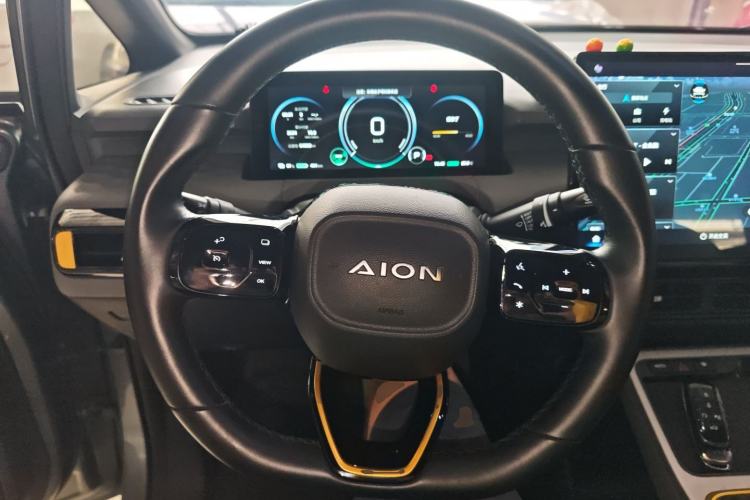 Used AION Y 2022 70 Intelligent Edition Lithium Iron Phosphate Steering Wheel