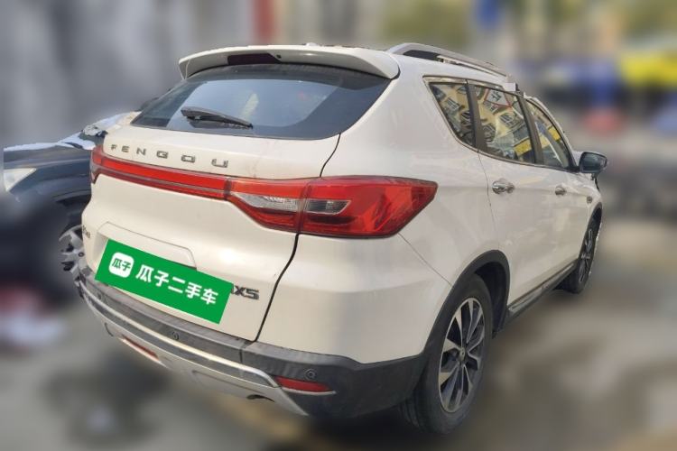 Used Dongfeng Fengdu MX5 2016 2.0L Automatic Flagship Edition
