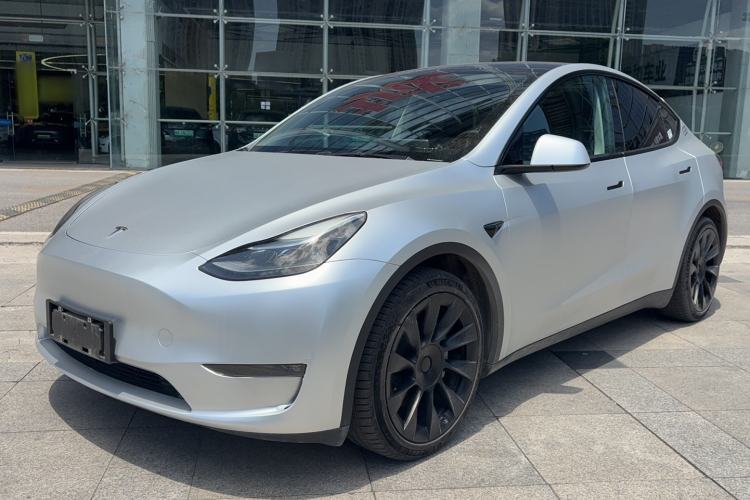 Used Tesla Model Y 2021 Standard Range Rear-Wheel Drive Version Front Left 45 Deg