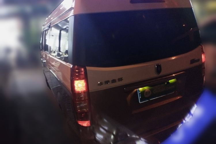 Used Jinbei New Hiace X30L 2021 1.5L Business Central Air-Conditioned Coach China VI Standard SWC15M Rear Left 45 Deg