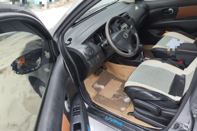 Used Nissan Livina 2015 1.6XE CVT Comfort Edition Driver Seat