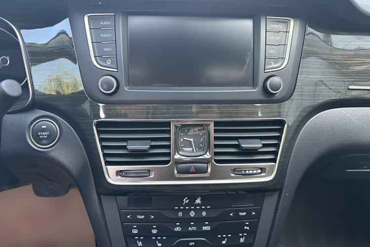 Used Hongqi H7 2017 2.0T Luxury Model
