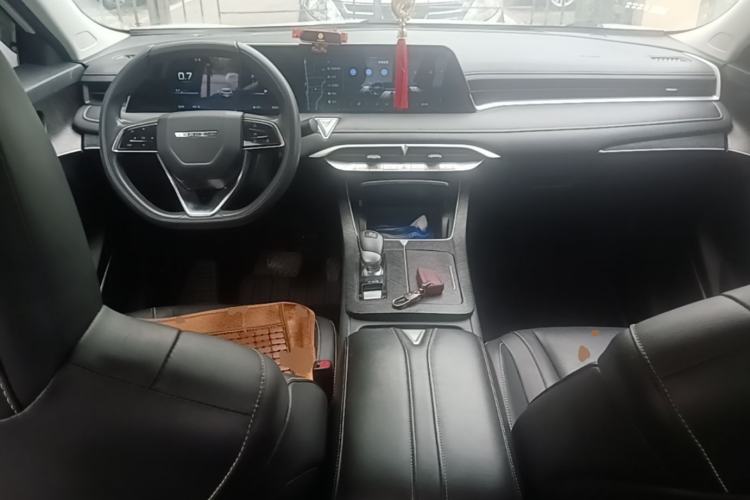 Used Venucia V 2021 260T Idol Edition