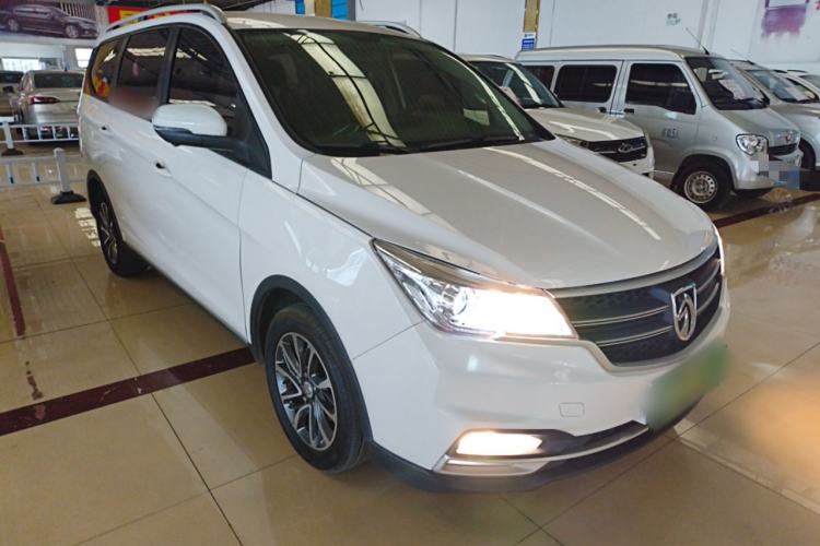 Used Baojun 730 2021 1.5L Manual Fashion Version 7 Seats